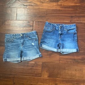 (2) pairs Gap Girls size 8 Regular Stretch Midi Short